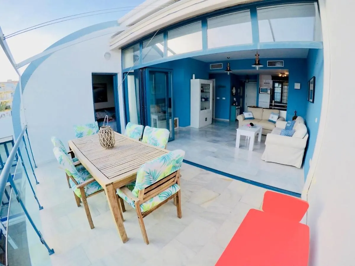 Atico Lujo Primera Linea, Terraza, Piscina, Parking 费罗堡 0*,  西班牙